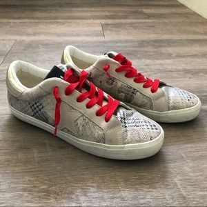 Steve Madden Star Sneakers